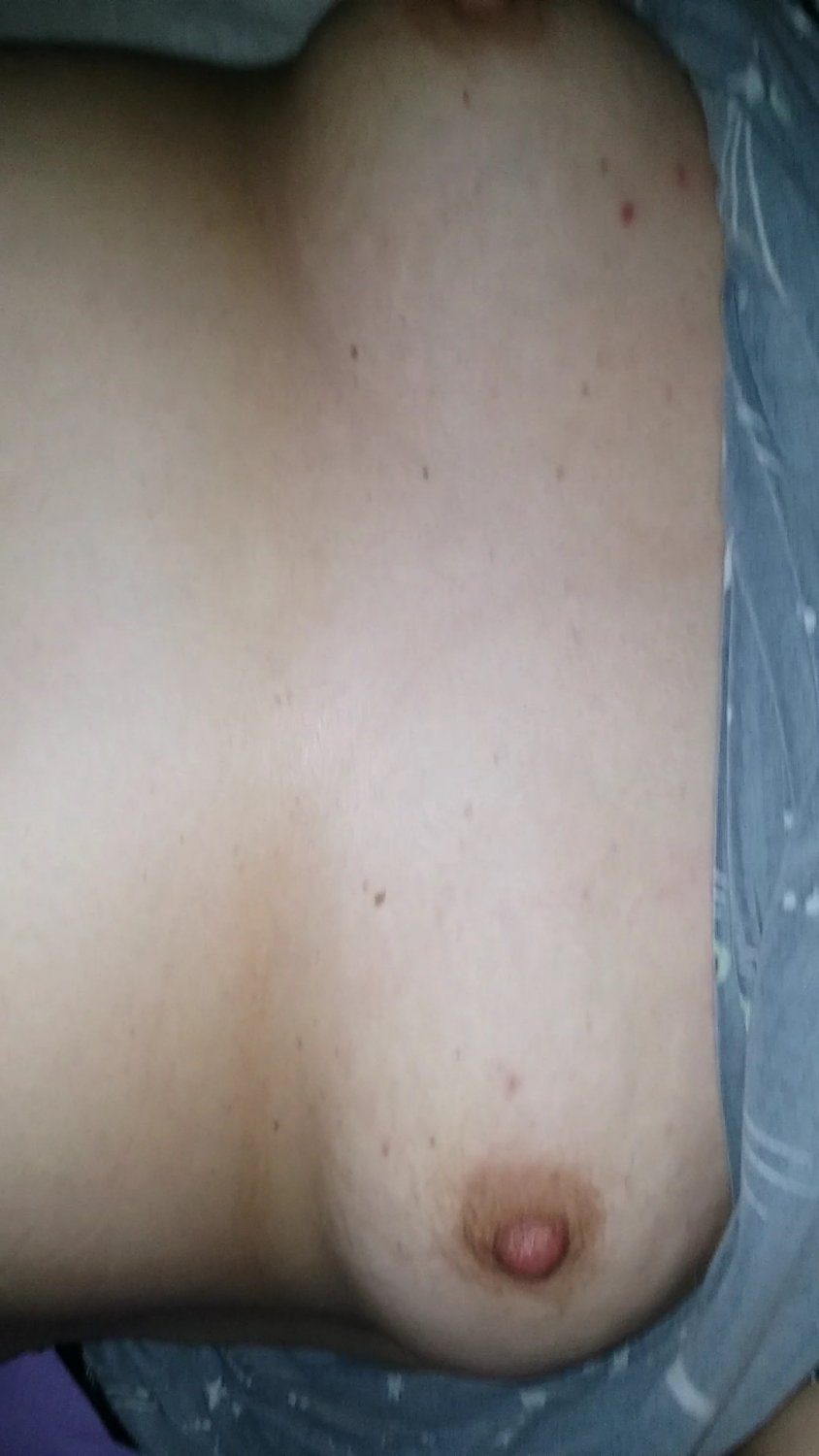 Exploring my BBW wife Tracey's body - 4 of 6 #B1uF4O5U