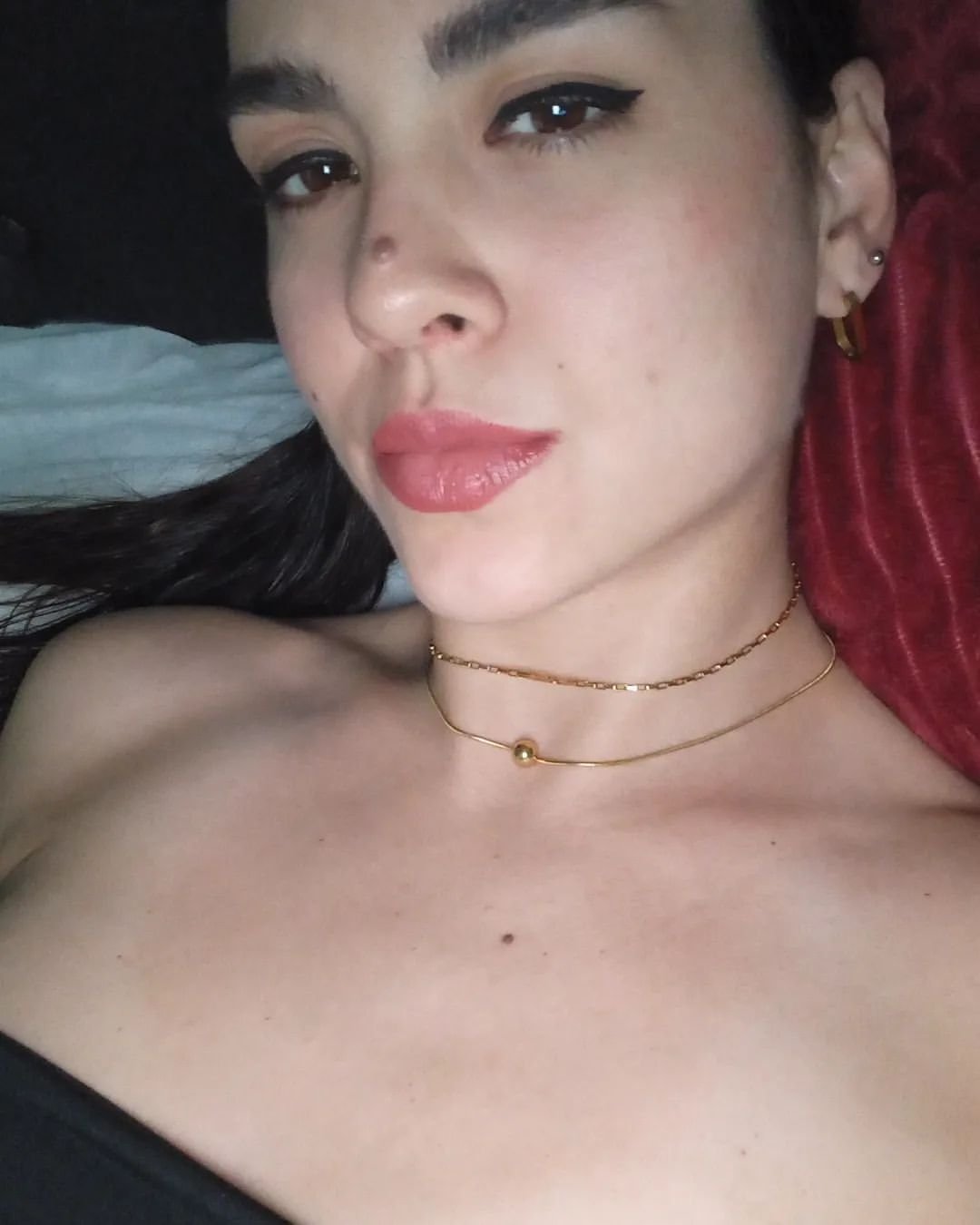 anabella.miron___Cap-L0IlC9m___ #BzjjCjAx