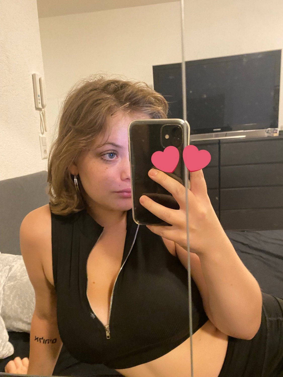 Leonie 23yo #3B6xaiEG
