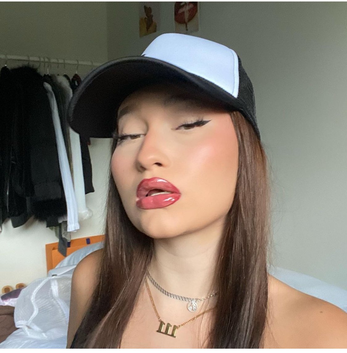 Delicious T33n With Huge Natural Tits #YU9pxMLu