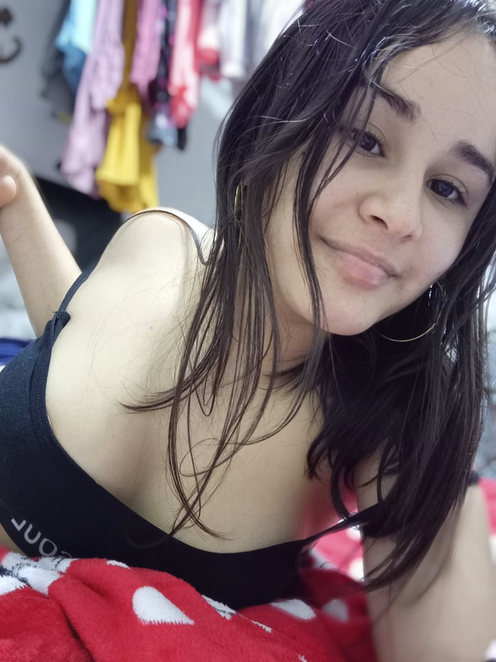 Teen latina leaked pack - Hermosa pendejita filtrada manda pack casero #Zf2ROU6j