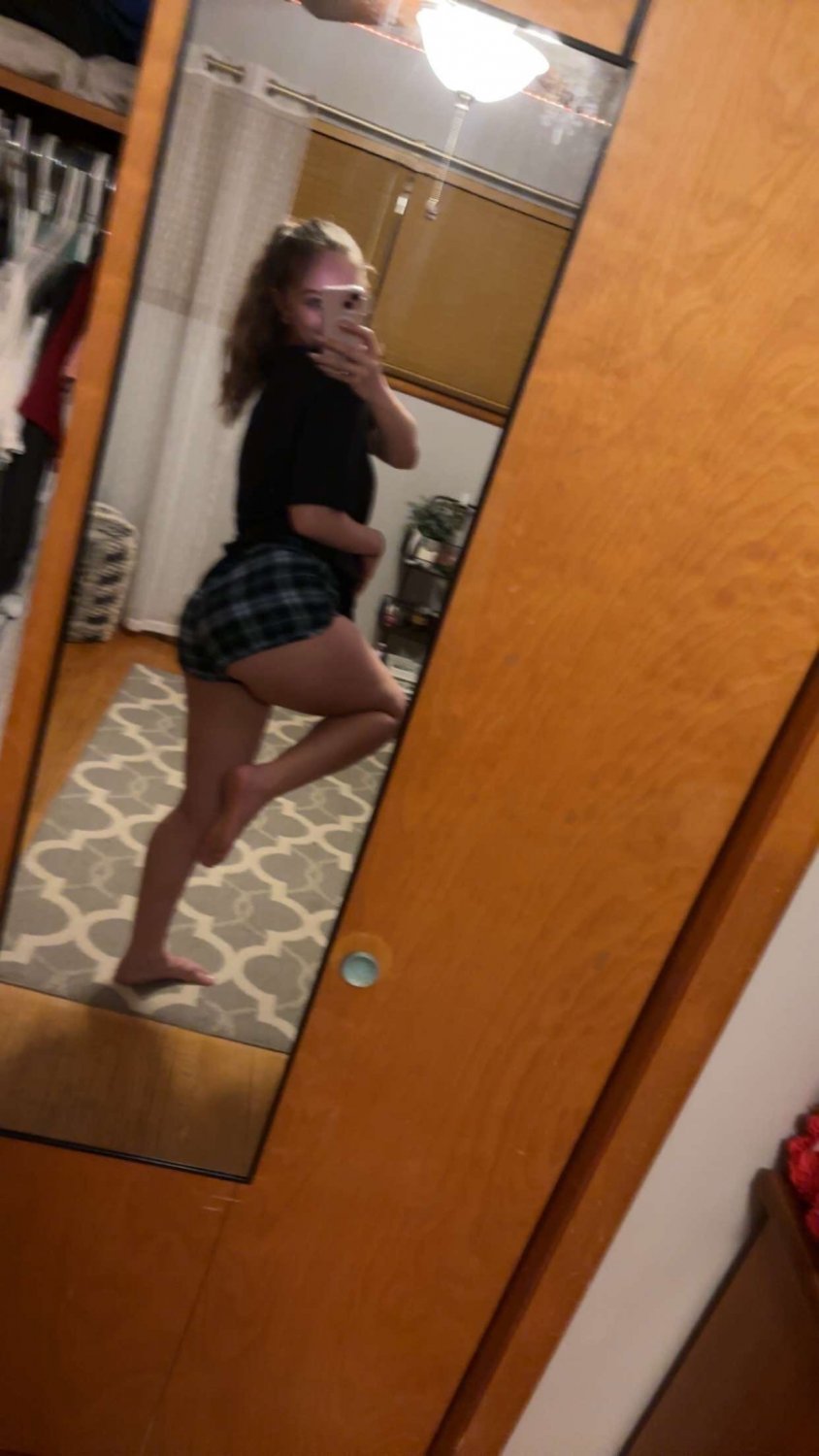 Adorable teen goddess is now a webslut #1U85JjZ4