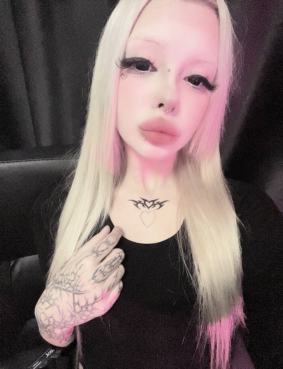 Pouty Bimbo Slut #LIsgJSfV